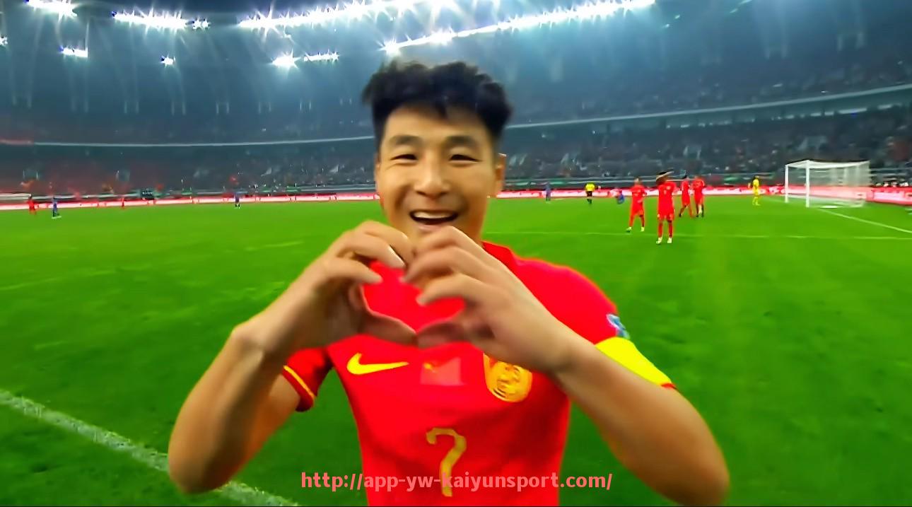 开云体育官网app下载-黑马崛起与卫冕争夺 德甲前五排名背后的深度战略较量